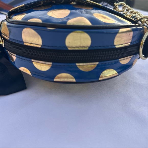 Betsey Johnson Patent Round Polka Dot Bag 💙🖤 - Picture 5 of 9